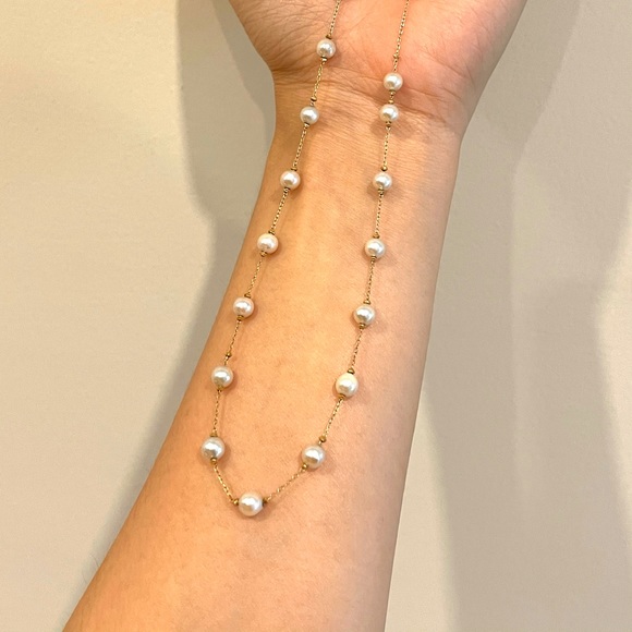 Akoya Pearl Necklace 18K - Picture 2 of 4